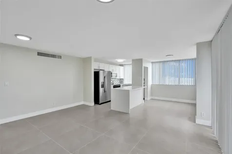 4222 Inverrary Boulevard Lauderhill FL 33319
