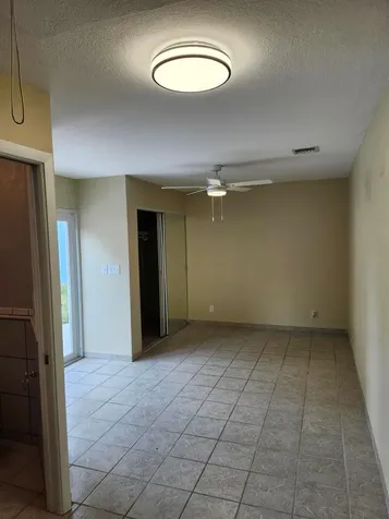 953 NE 34th Street Oakland Park FL 33334