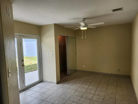 953 NE 34th Street Oakland Park FL 33334