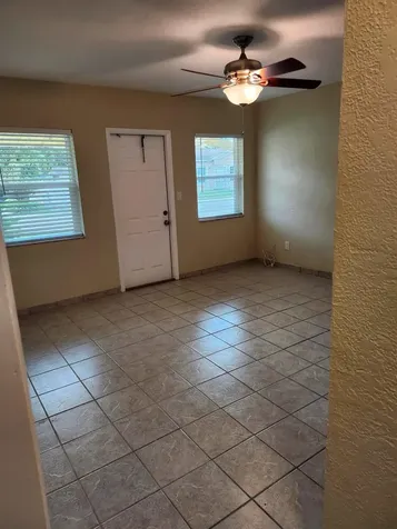 953 NE 34th Street Oakland Park FL 33334