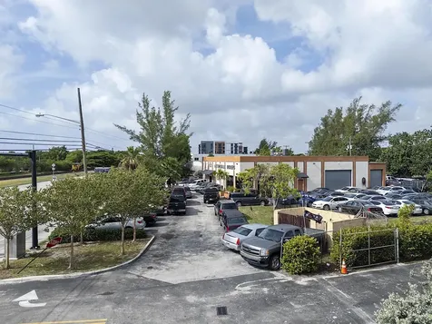 4071 N Dixie Highway Deerfield Beach FL 33064