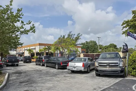 4071 N Dixie Highway Deerfield Beach FL 33064