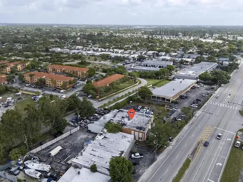 4071 N Dixie Highway Deerfield Beach FL 33064
