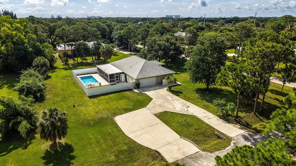 6681 140th Lane N Palm Beach Gardens FL 33418