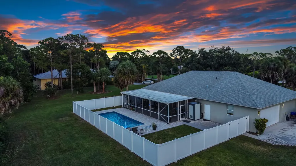 6681 140th Lane N Palm Beach Gardens FL 33418