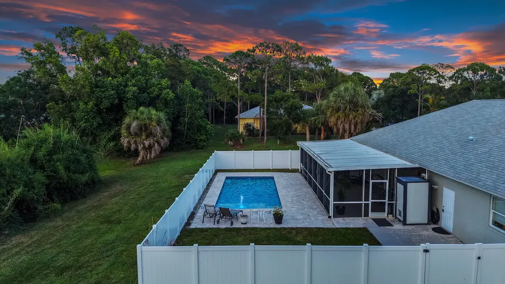 6681 140th Lane N Palm Beach Gardens FL 33418