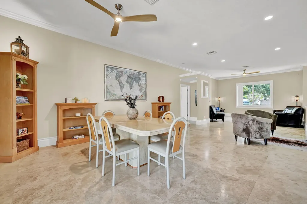 6681 140th Lane N Palm Beach Gardens FL 33418