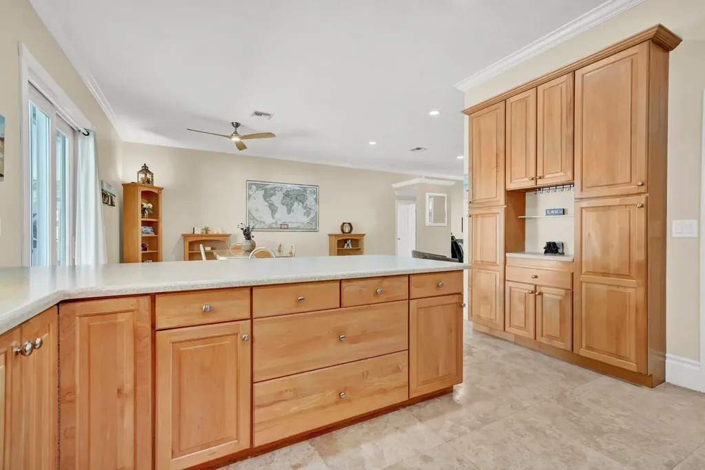 6681 140th Lane N Palm Beach Gardens FL 33418