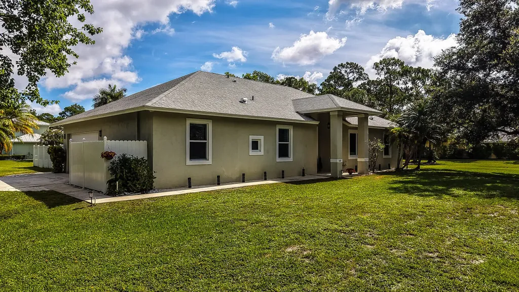 6681 140th Lane N Palm Beach Gardens FL 33418