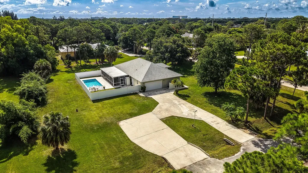 6681 140th Lane N Palm Beach Gardens FL 33418