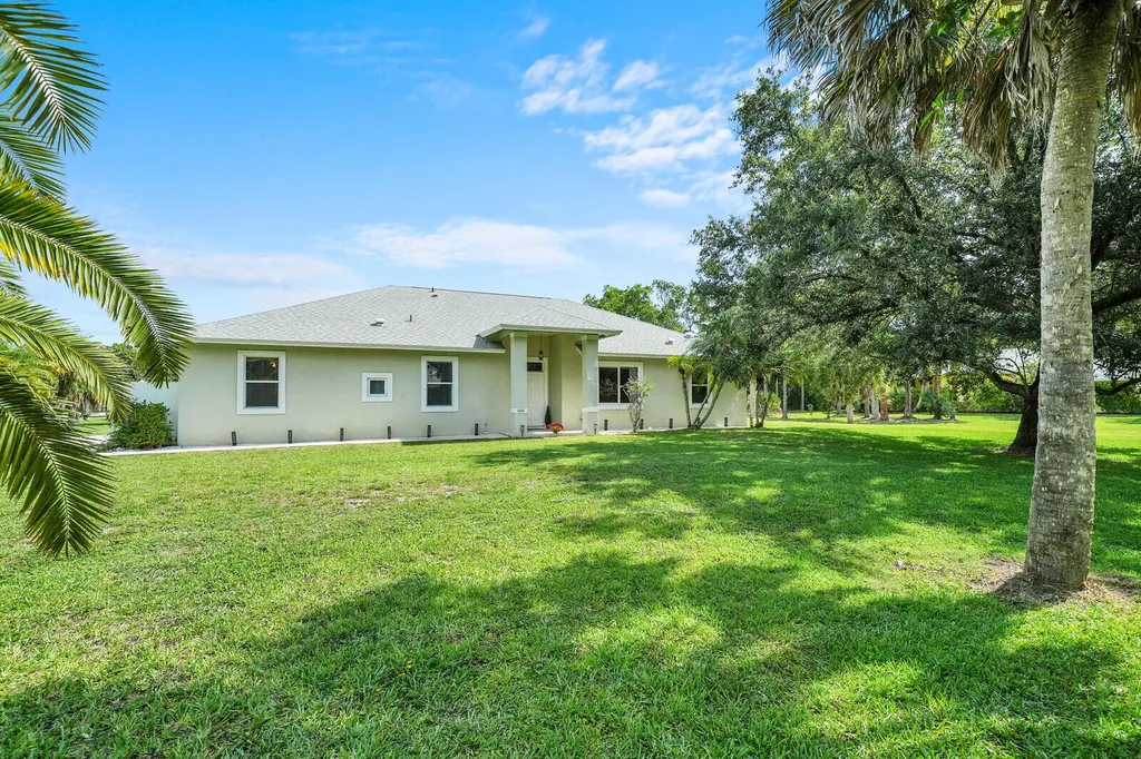 6681 140th Lane N Palm Beach Gardens FL 33418
