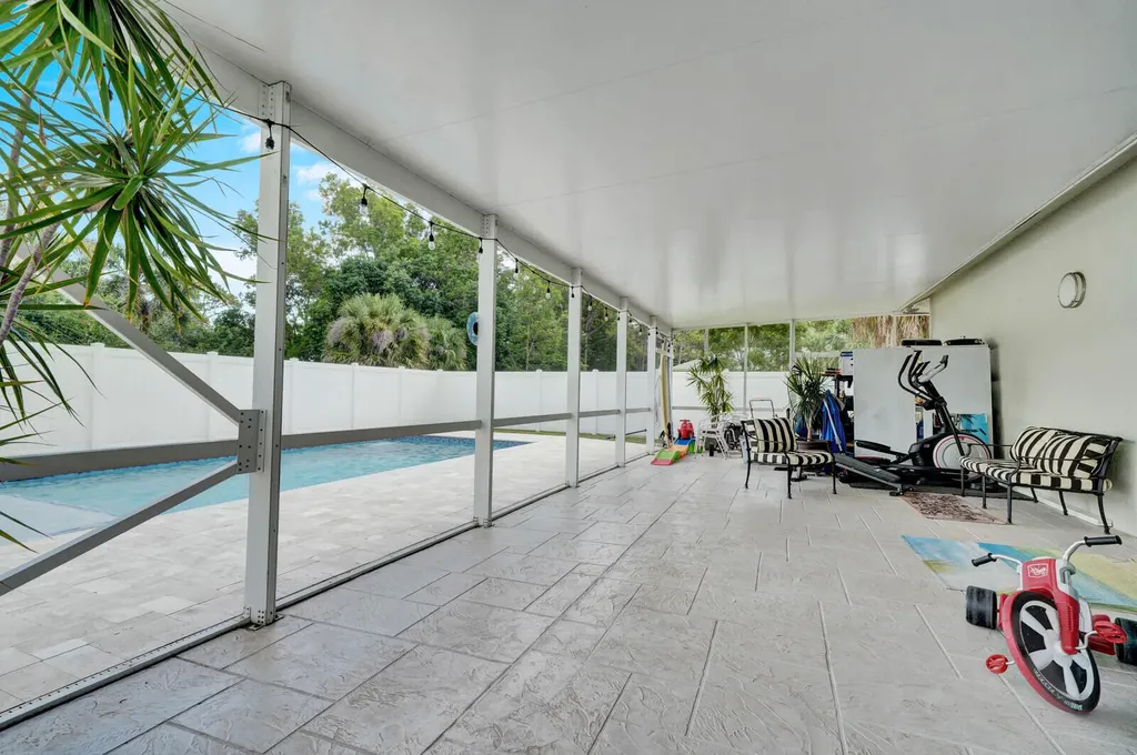 6681 140th Lane N Palm Beach Gardens FL 33418