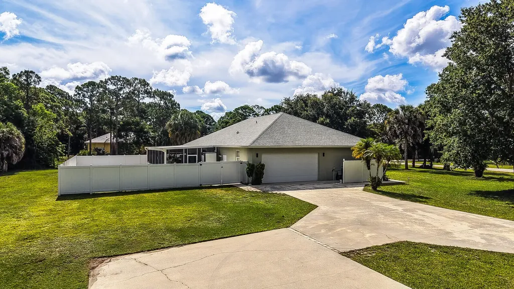 6681 140th Lane N Palm Beach Gardens FL 33418