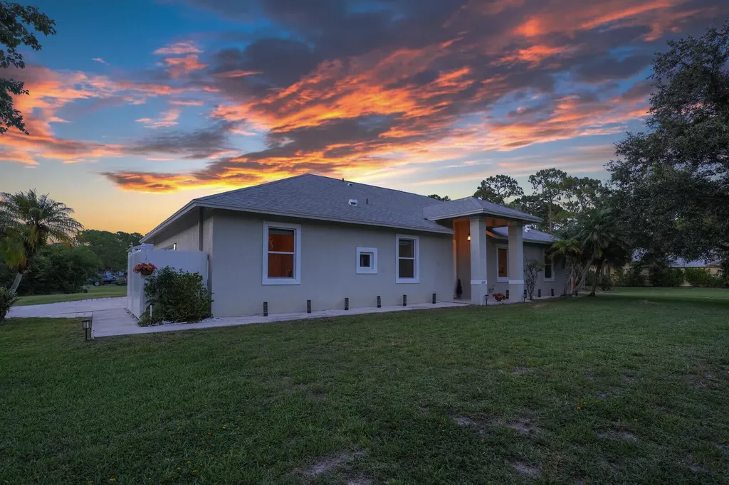 6681 140th Lane N Palm Beach Gardens FL 33418
