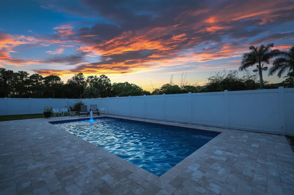 6681 140th Lane N Palm Beach Gardens FL 33418