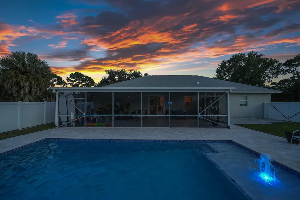 6681 140th Lane N Palm Beach Gardens FL 33418