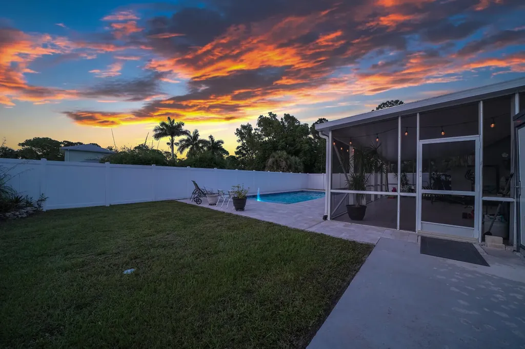 6681 140th Lane N Palm Beach Gardens FL 33418
