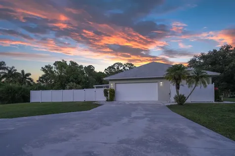 6681 140th Lane N Palm Beach Gardens FL 33418
