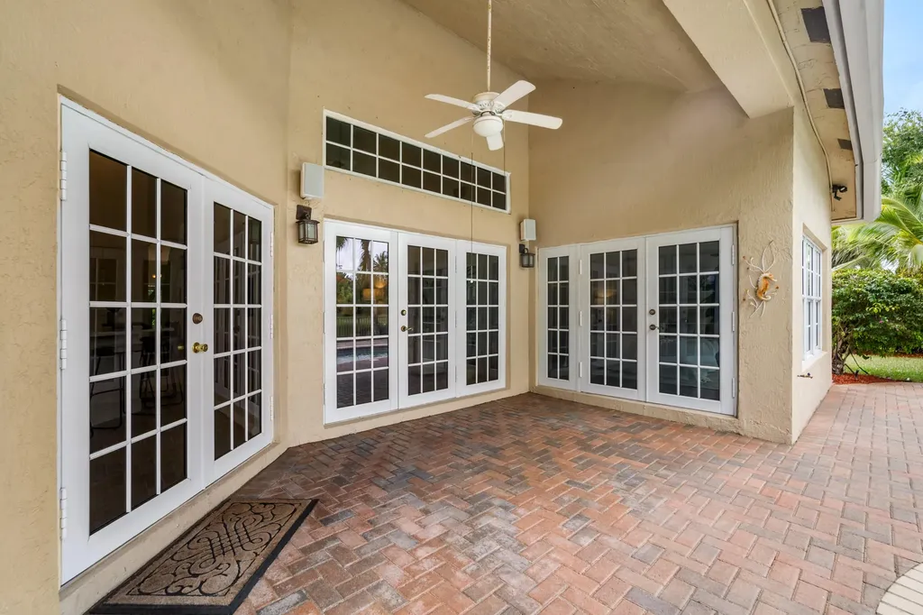 6152 NW 108th Way Parkland FL 33076