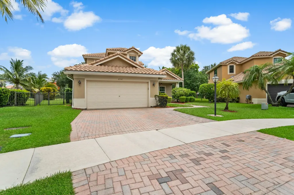 6152 NW 108th Way Parkland FL 33076