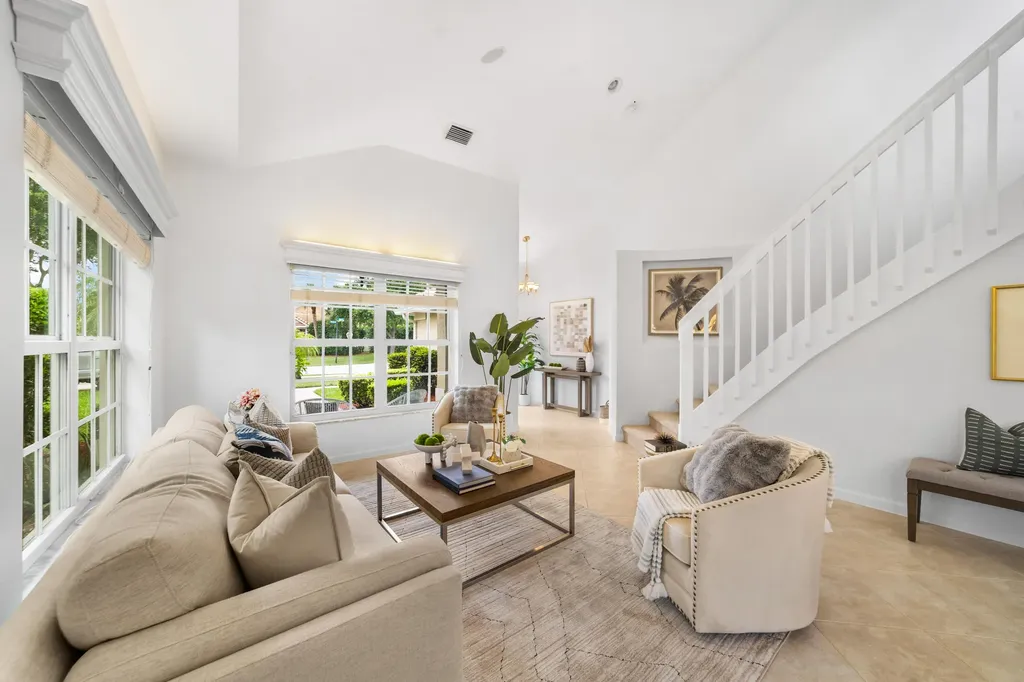 6152 NW 108th Way Parkland FL 33076