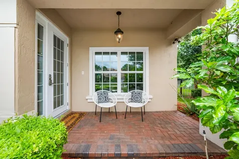 6152 NW 108th Way Parkland FL 33076