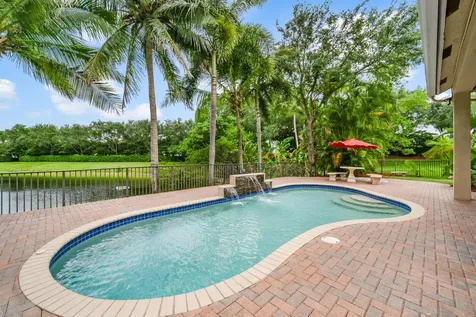 6152 NW 108th Way Parkland FL 33076