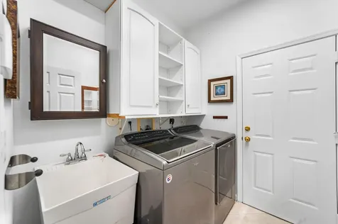 6152 NW 108th Way Parkland FL 33076
