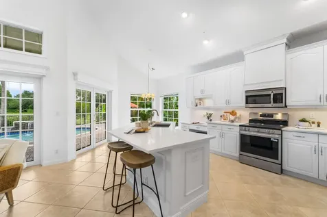 6152 NW 108th Way Parkland FL 33076