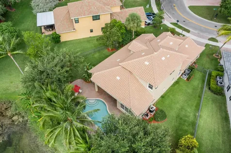 6152 NW 108th Way Parkland FL 33076