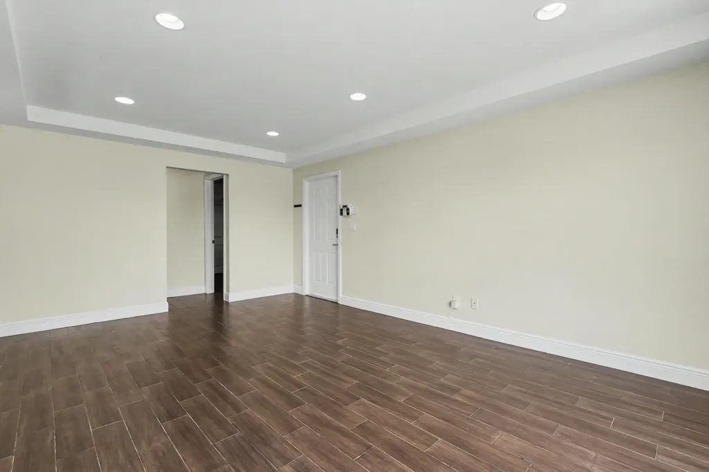 1250 SW 113th Terrace Pembroke Pines FL 33025
