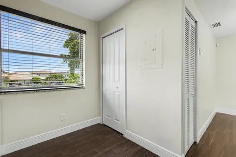 1250 SW 113th Terrace Pembroke Pines FL 33025