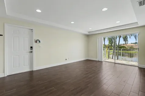 1250 SW 113th Terrace Pembroke Pines FL 33025