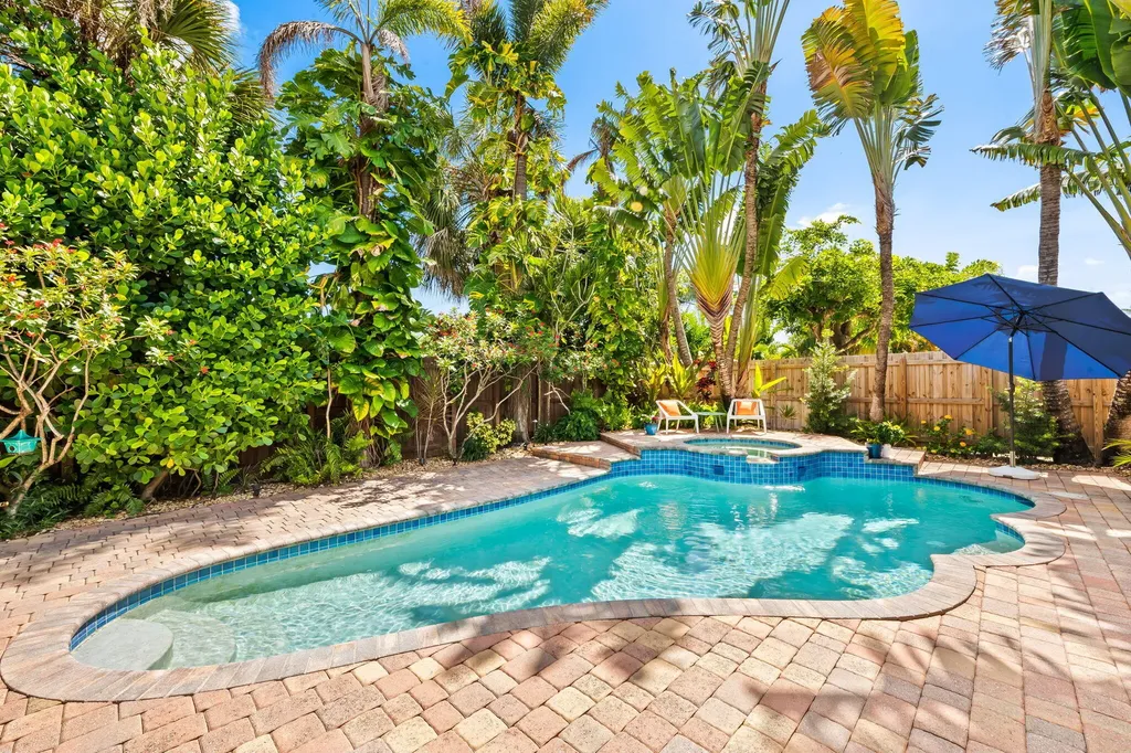 2043 NE 29th Street Fort Lauderdale FL 33306