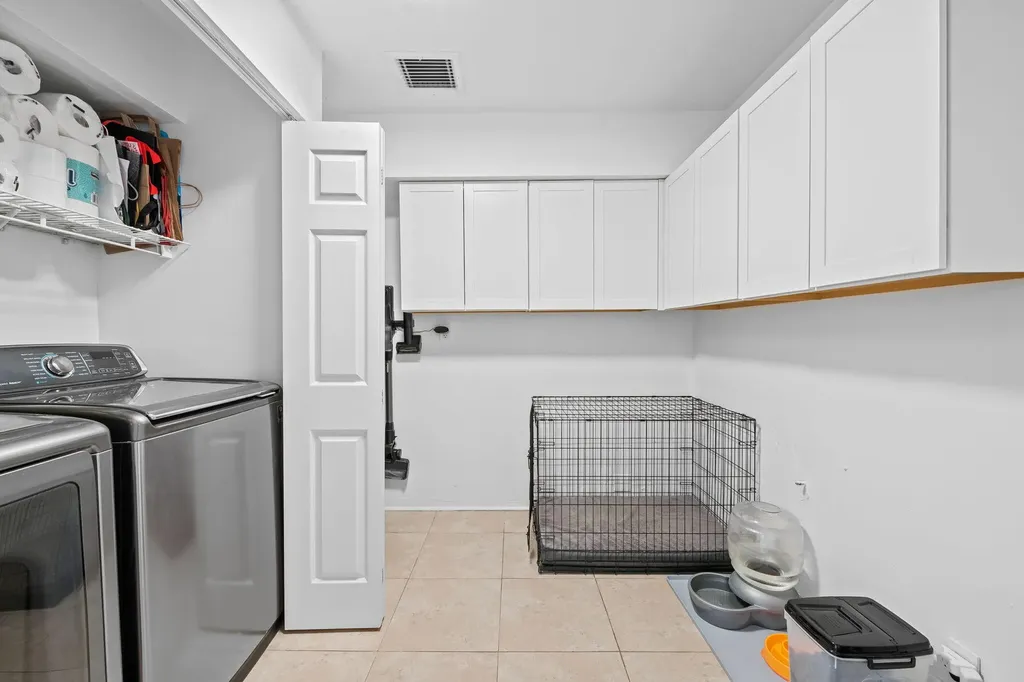 2043 NE 29th Street Fort Lauderdale FL 33306