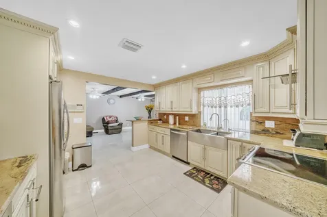 3860 NW 100th Avenue Coral Springs FL 33065