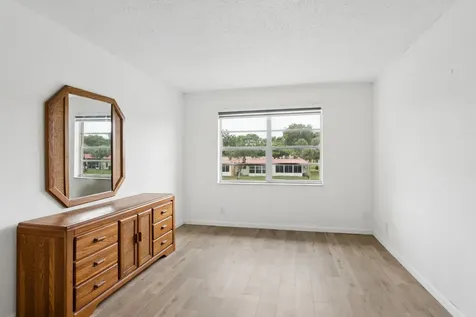180 Lake Frances Drive West Palm Beach FL 33411