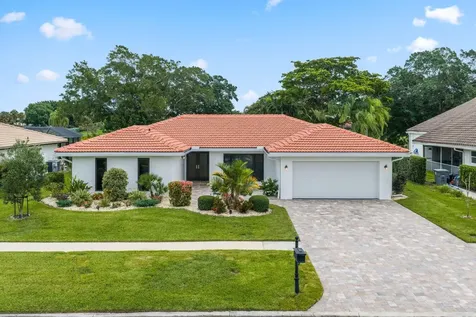 20195 Back 9 Drive Boca Raton FL 33498