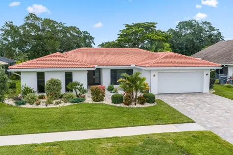 20195 Back 9 Drive Boca Raton FL 33498