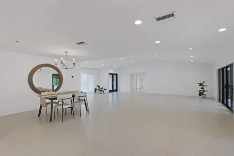 20195 Back 9 Drive Boca Raton FL 33498