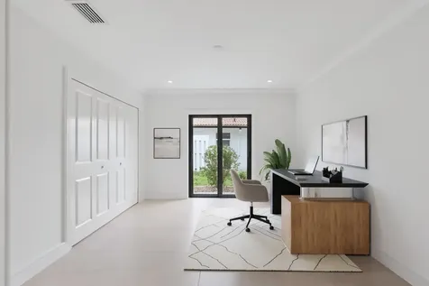 20195 Back 9 Drive Boca Raton FL 33498