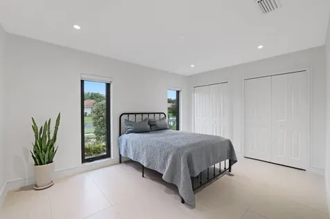 20195 Back 9 Drive Boca Raton FL 33498