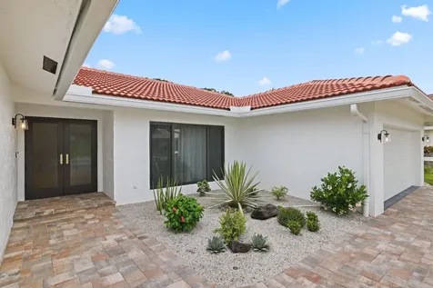 20195 Back 9 Drive Boca Raton FL 33498