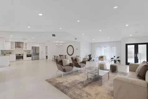 20195 Back 9 Drive Boca Raton FL 33498