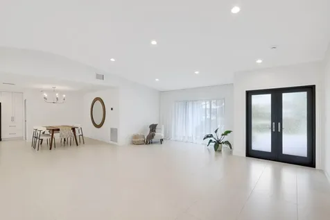 20195 Back 9 Drive Boca Raton FL 33498
