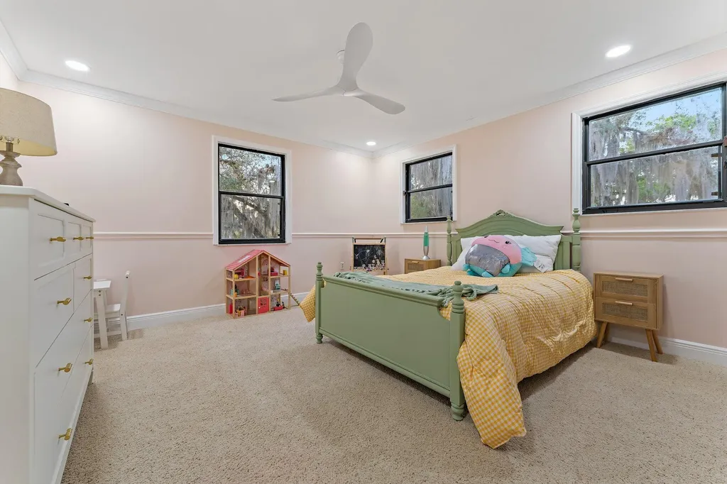 6001 S Citrus Avenue Fort Pierce FL 34982