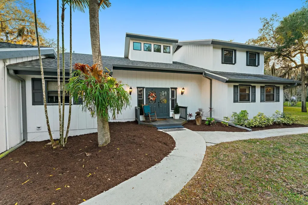 6001 S Citrus Avenue Fort Pierce FL 34982