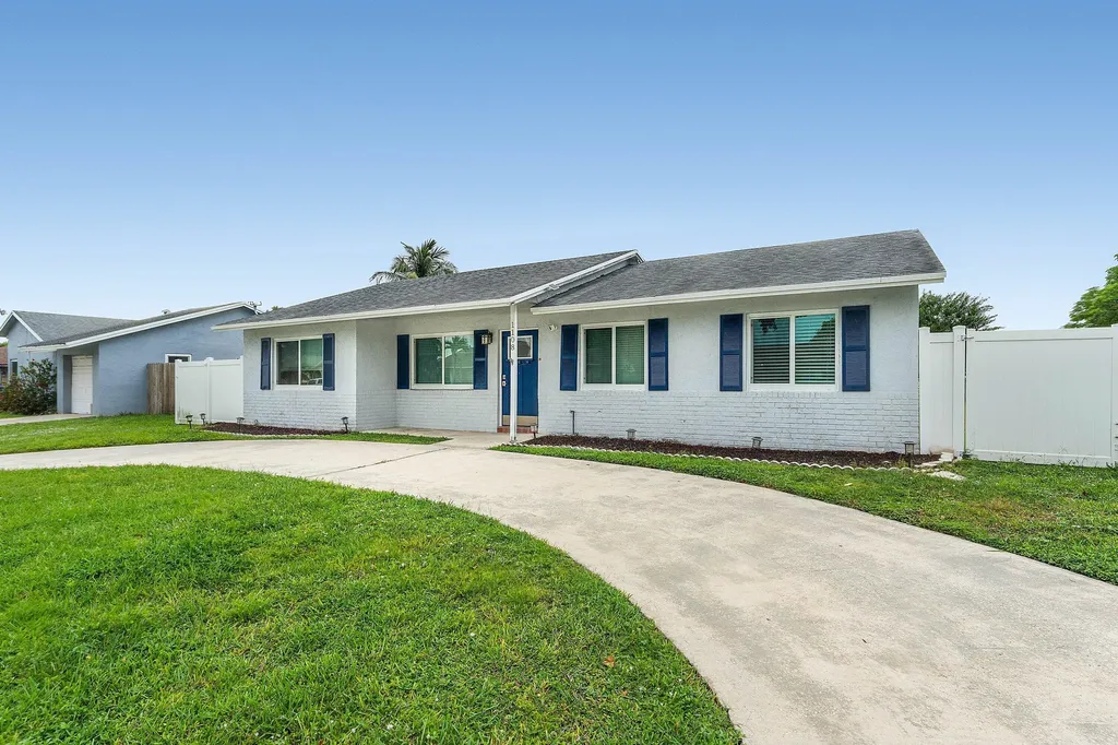 1108 Sonata Way Royal Palm Beach FL 33411