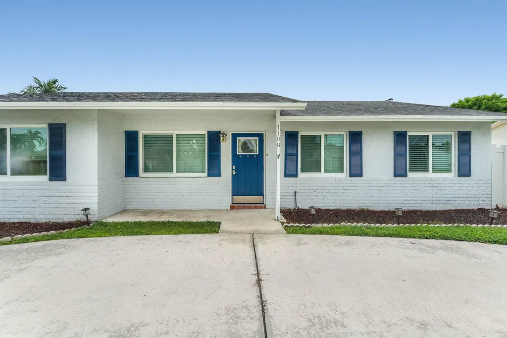 1108 Sonata Way Royal Palm Beach FL 33411