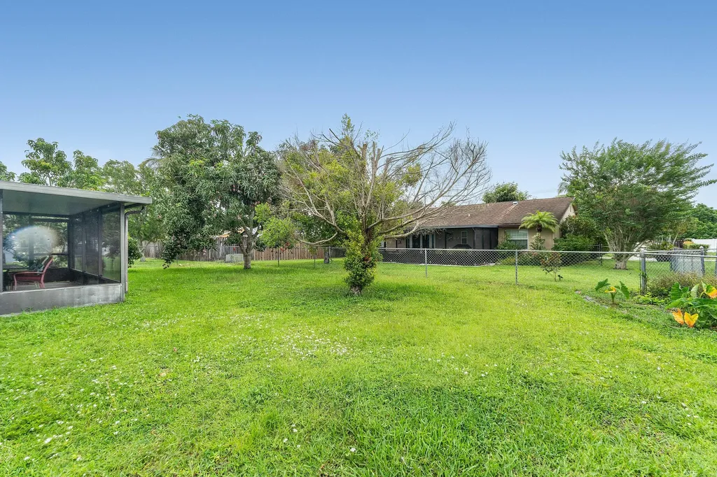 1108 Sonata Way Royal Palm Beach FL 33411